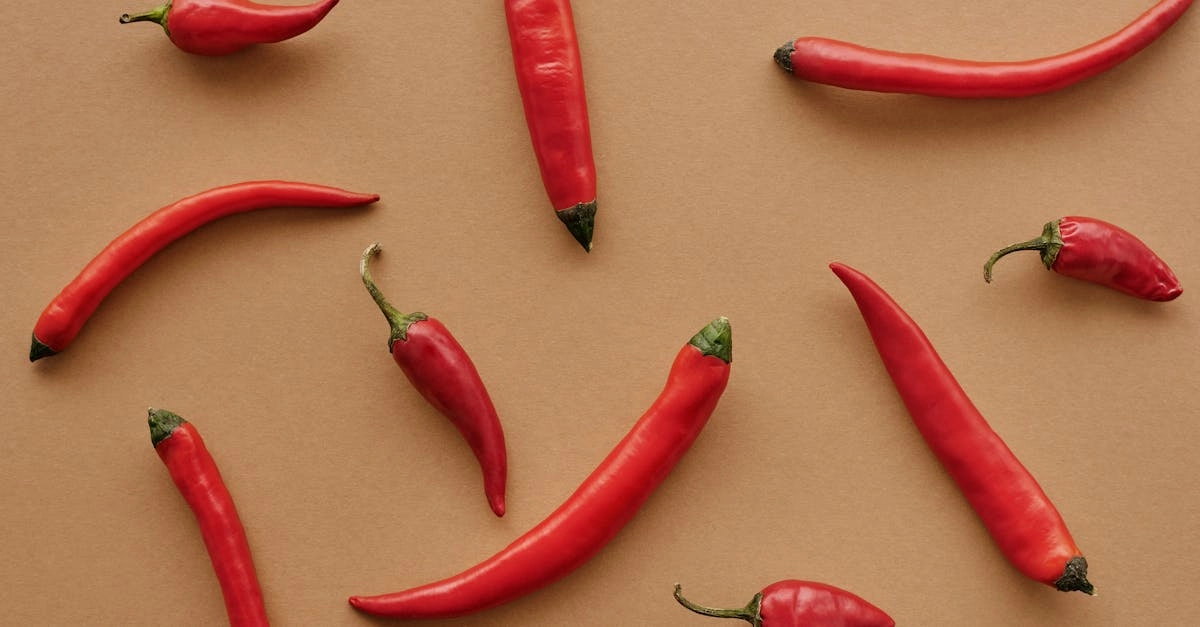 Hot Chilli слот игра с мексиканскими перцами и огненными символами